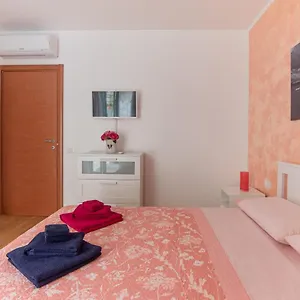 Apartament Valery House